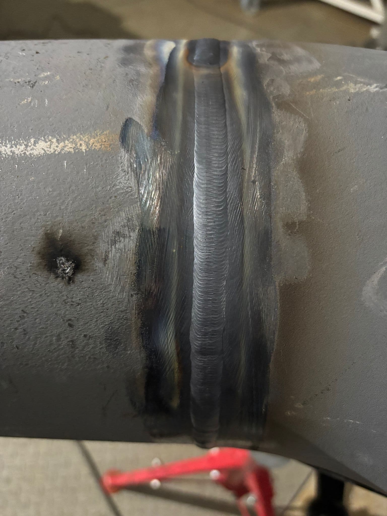 Detalle de soldadura TIG en tramo de tubería